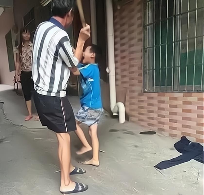 2025澳门天天开好彩大全46期和打死父亲其母欲顶罪与打死父亲其母欲顶罪的小说
