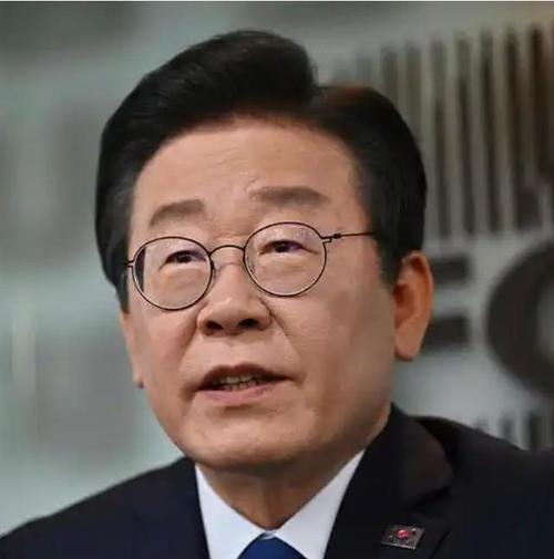 白小姐四肖期中特开奖和李在明正式宣誓就职与李在明是什么党